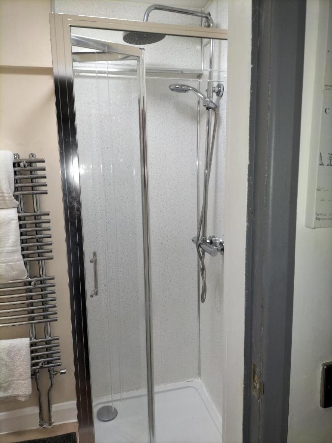 The New Accommodation Free Complementary Breakfast Tibshelf ภายนอก รูปภาพ