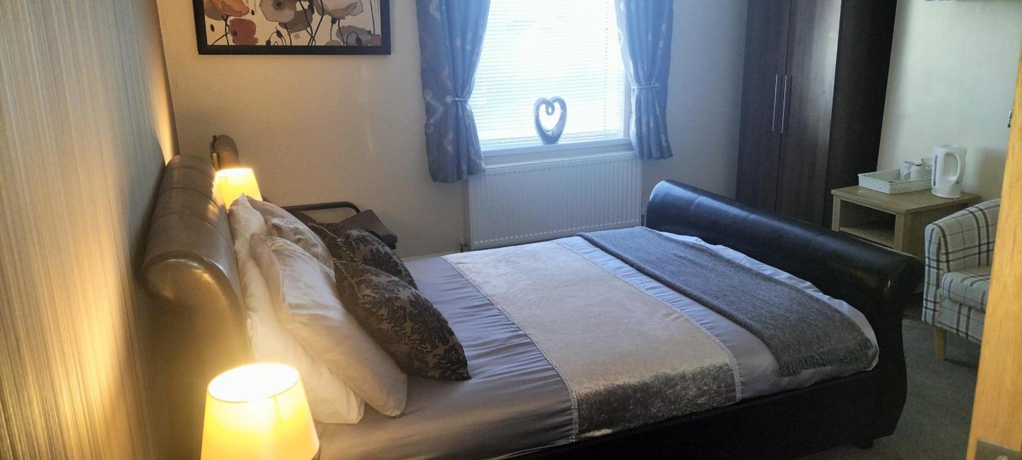 The New Accommodation Free Complementary Breakfast Tibshelf ภายนอก รูปภาพ